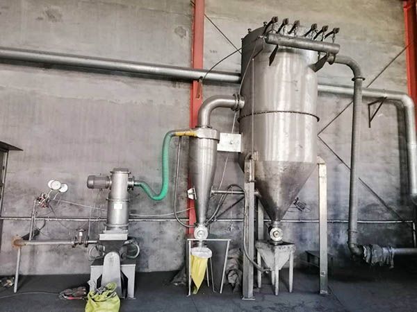 气流粉碎机使用现场-潍坊星尔机械设备科技有限公司
